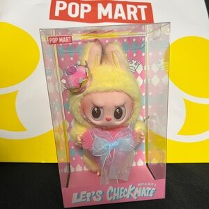 Pop Mart Labubu “Let’s Checkmate” Figure – Rare Chess Collection Vinyl Toy NIB